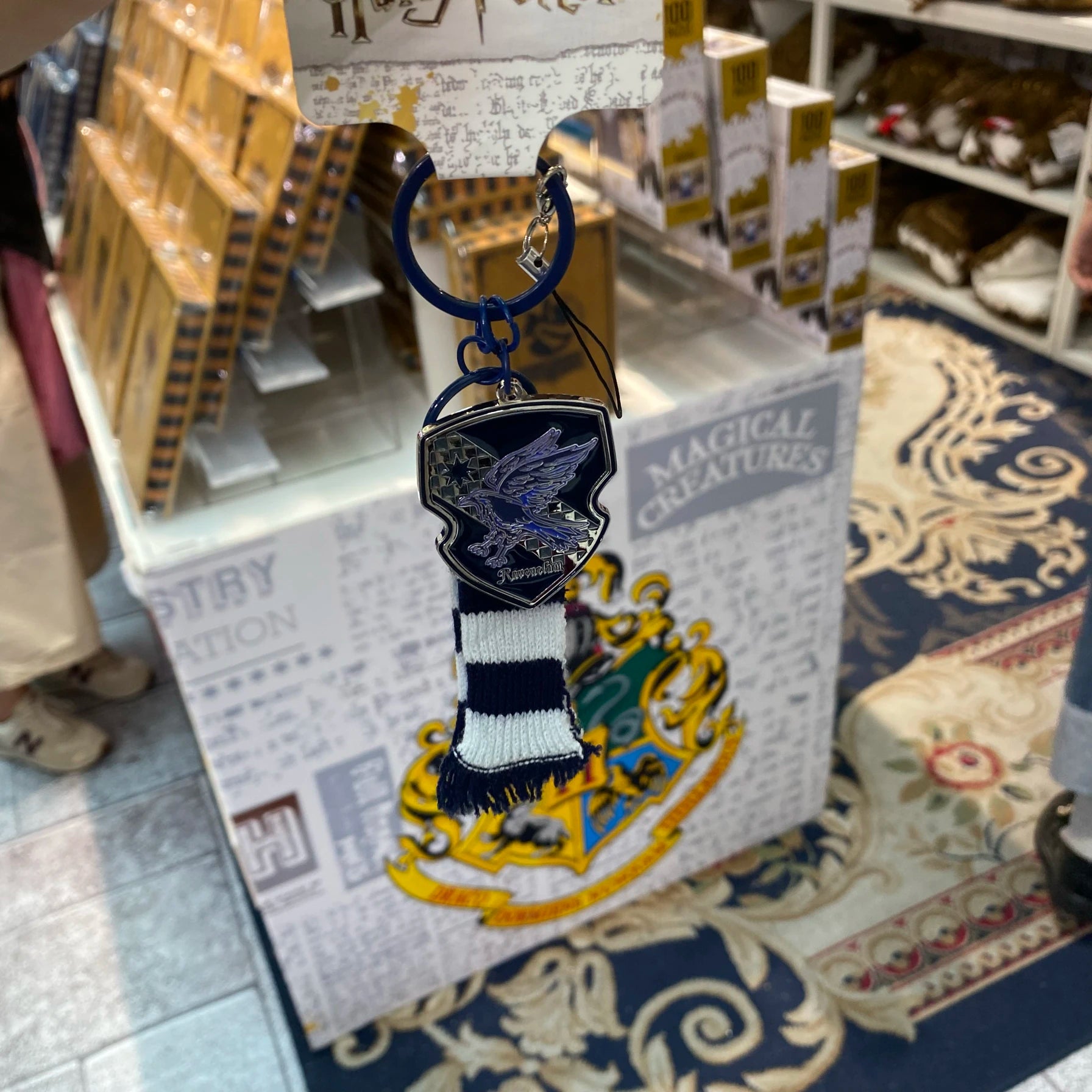 Hogwarts Houses Scarf and pendant Keychain Gryffindor/Slytherin/Ravenclaw/Hufflepuff