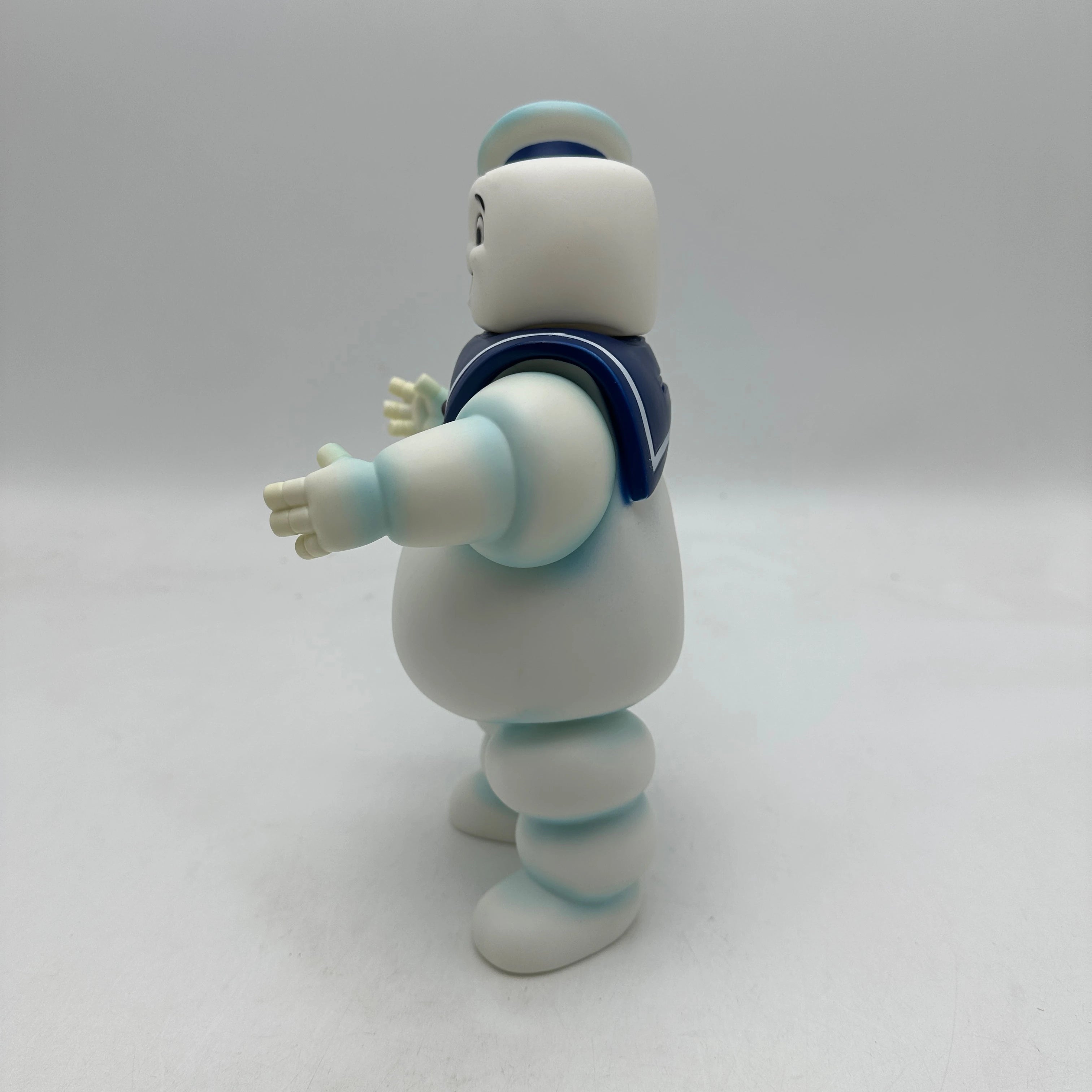 Ghostbusters Stay Puft Marshmallow Man Figure 26cm