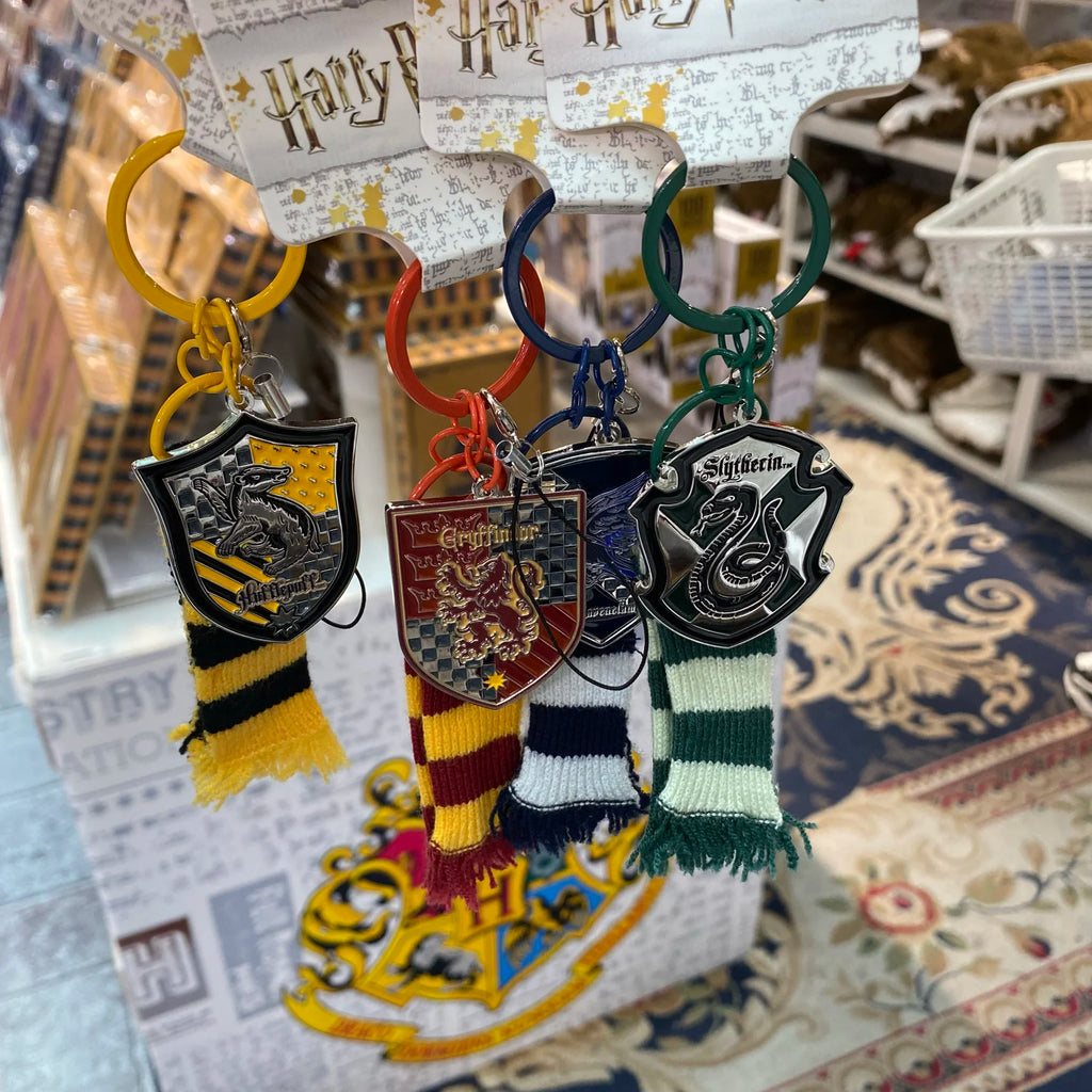 Hogwarts Houses Scarf and pendant Keychain Gryffindor/Slytherin/Ravenclaw/Hufflepuff